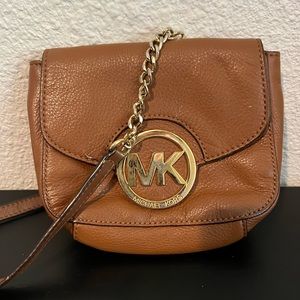 Michale Kors Mini Camel Crossbody